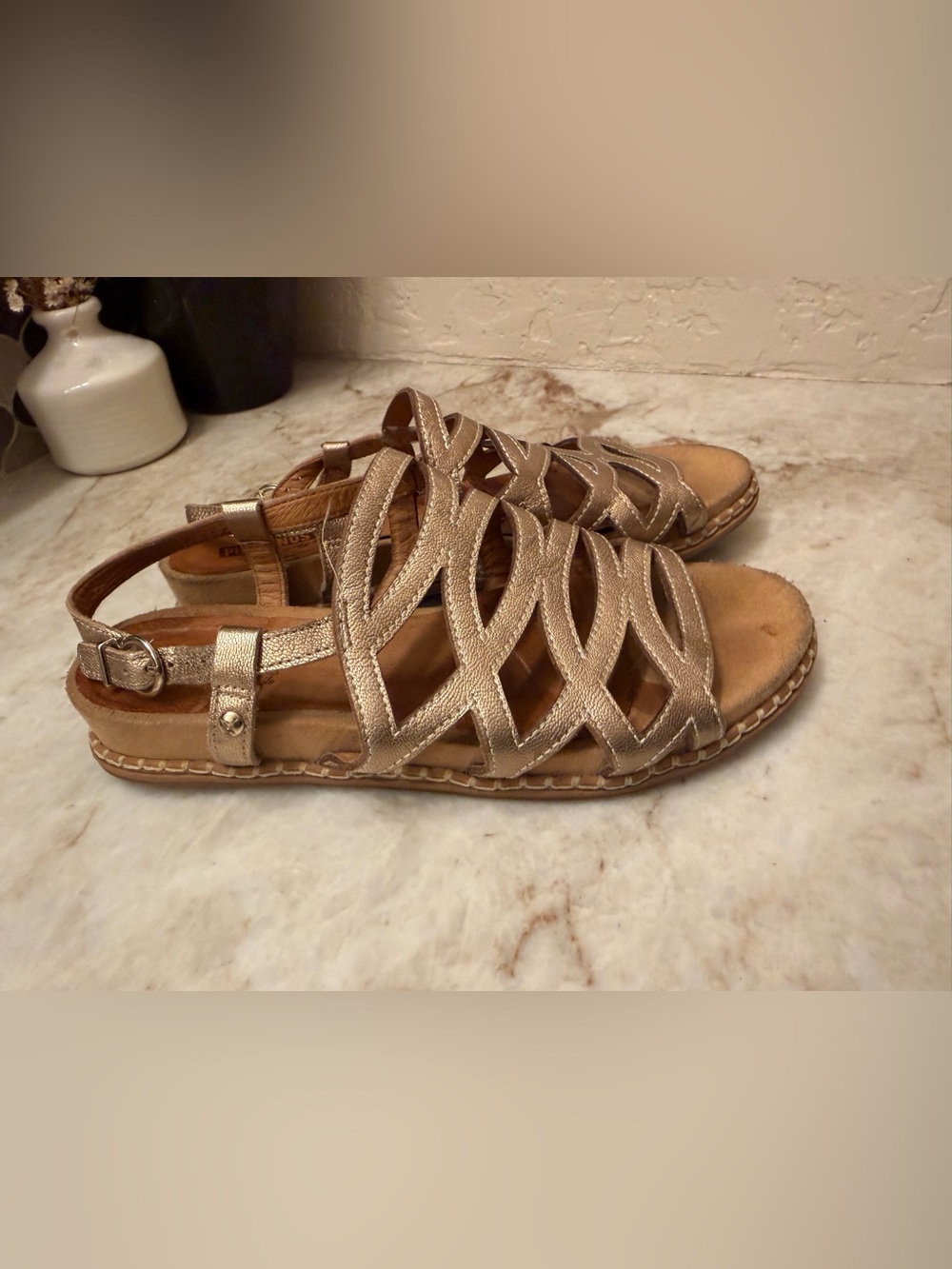Pikolinos Marazul flat sandals Sz 38 (7.5-8)